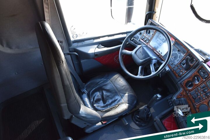Vakio vetoauto SCANIA 164L V8 580 Top Line Retarder Analoger Tacho
