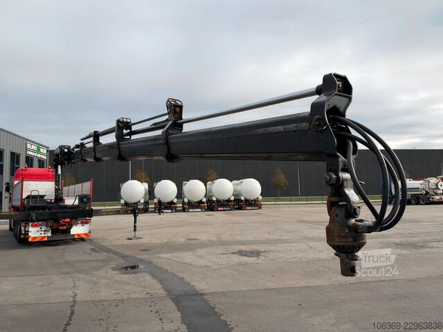Kuorma-autoon asennettu nosturi Hiab X-HIPRO 192 E-4