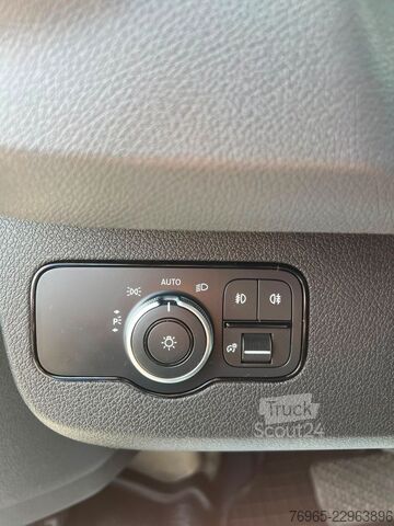 Umpikorja-auto MERCEDES-BENZ Sprinter 314 AUTOMATIK NAVI DISTRONIC KAMERA LED