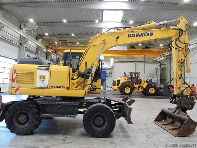 Pyöräalustainen kaivinkone KOMATSU PW140