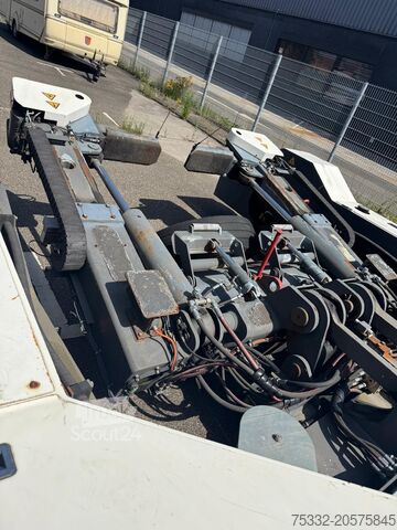 Machine de chantier GHH AM 210 Air Mover Flugzeugschlepper