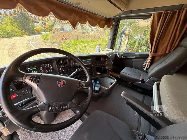 Trostrani kiperski kamion Scania R520 V8