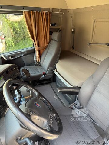 Trostrani kiperski kamion Scania R520 V8