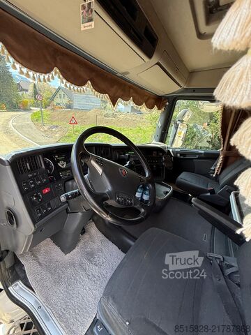 Trostrani kiperski kamion Scania R520 V8