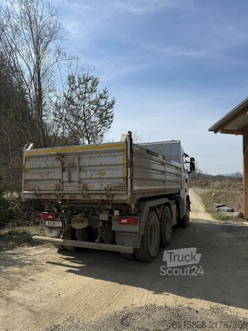 Trostrani kiperski kamion Scania R520 V8