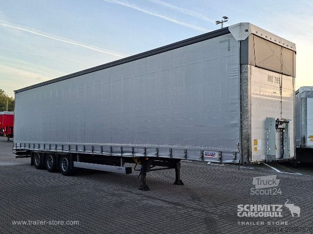 Avoin puoliperävaunu pressulla Schmitz Cargobull Curtainsider Mega Getränke