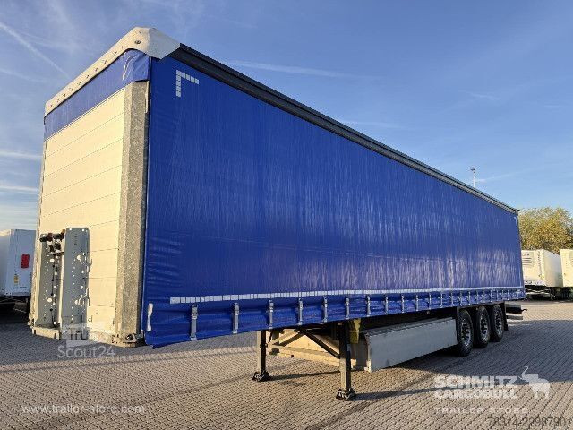 Avoin puoliperävaunu pressulla Schmitz Cargobull Curtainsider Standard Getränke