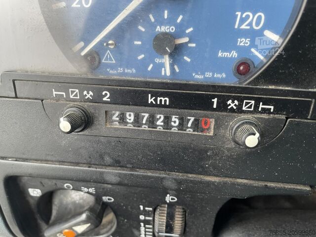 Camion de transport d'automobiles Mercedes-Benz ATEGO 815 Platform / Euro 2 / Loading Ramp / NL...