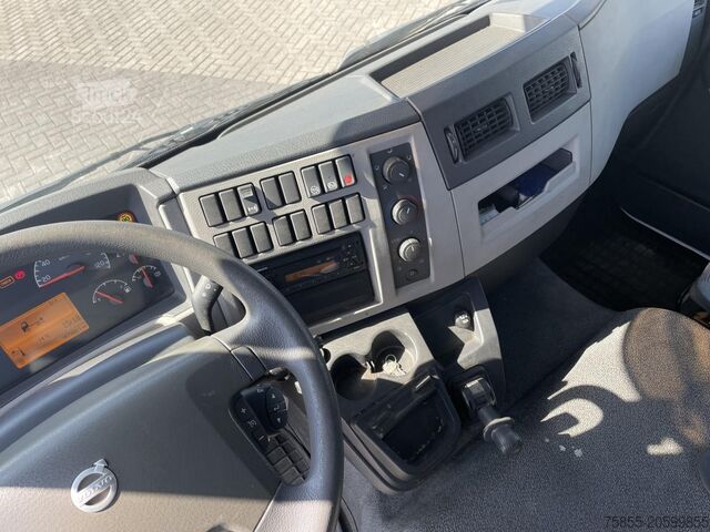 Maleta Volvo FL240 Closed Box / Loading Lift / 157.000 KM