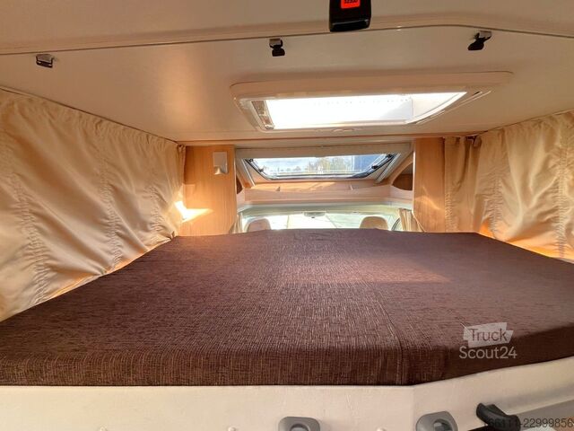Halvintegrerad husbil SUNLIGHT T 67 - Hubbett - Einzelbetten -