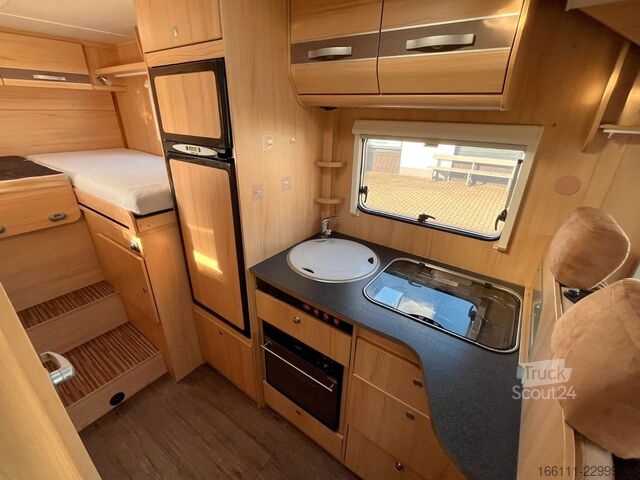 Halvintegrerad husbil SUNLIGHT T 67 - Hubbett - Einzelbetten -