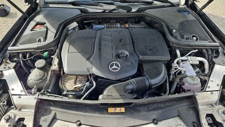 Kleinbus MERCEDES-BENZ E 300 de 4Matic T Business-Paket
