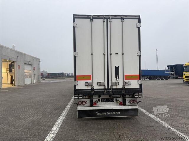 Kølet/frosset transport Schmitz 33 pl.