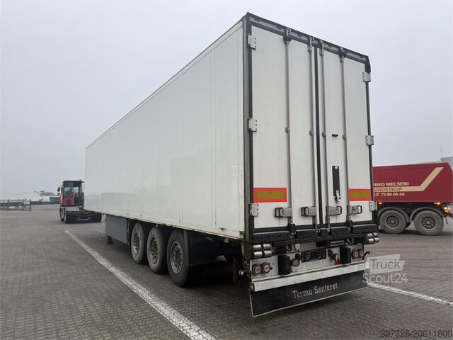 Kølet/frosset transport Schmitz 33 pl.