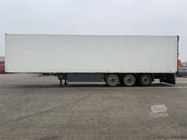 Kølet/frosset transport Schmitz 33 pl.