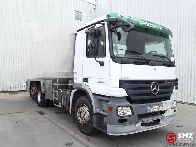 Шасси с кабиной Mercedes Actros 2544 retarder 2 pedale AP achse