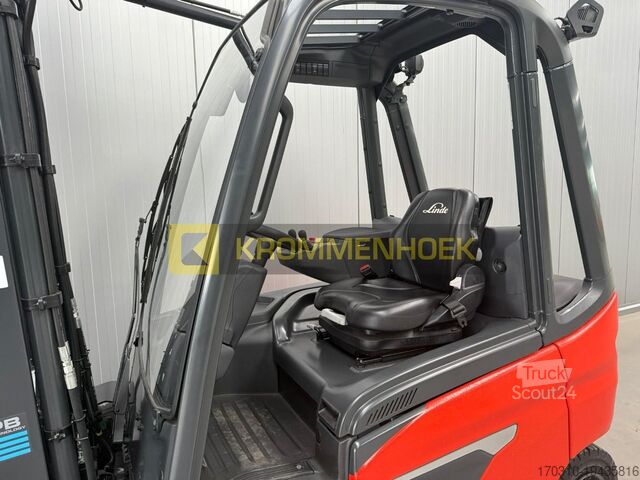 Heftruck Linde E 25 Triplex 7410 mm