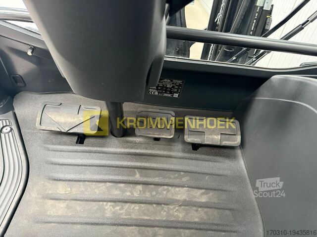 Heftruck Linde E 25 Triplex 7410 mm