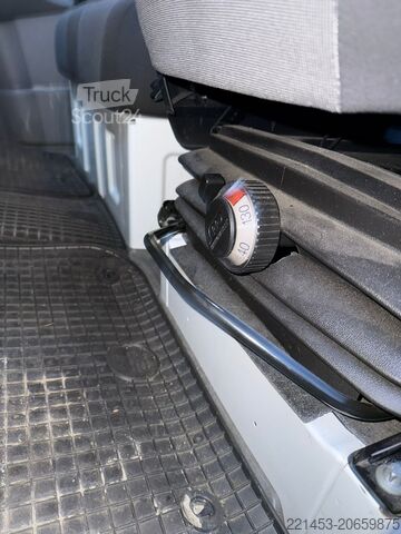 Transporteur avec valise Volkswagen Crafter 35 Koffer