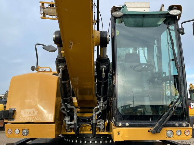 Materialumschlagmaschine Caterpillar MH3024
