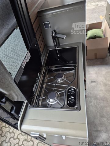 Kastenwagen Wohnmobil / Campervan HYMER/ERIBA Grand Canyon S CrossOver 600 Schlafdach/AHK 2.8t