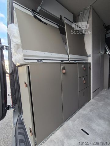 Kastenwagen Wohnmobil / Campervan HYMER/ERIBA Grand Canyon S CrossOver 600 Schlafdach/AHK 2.8t