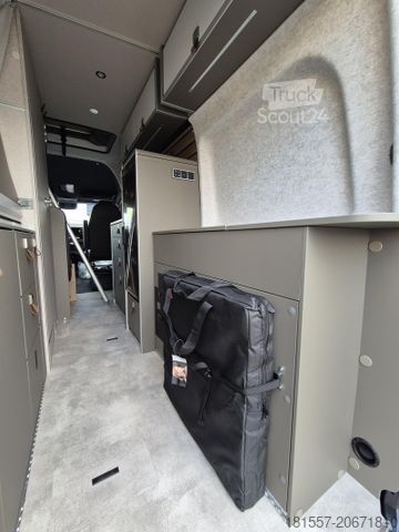 Kastenwagen Wohnmobil / Campervan HYMER/ERIBA Grand Canyon S CrossOver 600 Schlafdach/AHK 2.8t