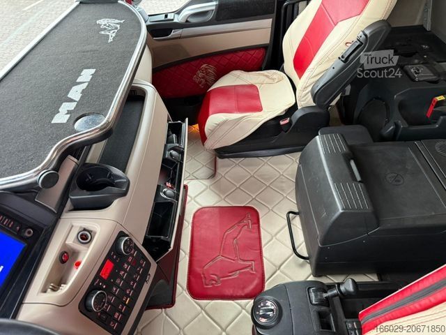 Tung lastbil MAN TGX 26.500 6x2 Hydraulik Exklusiv Innenraum