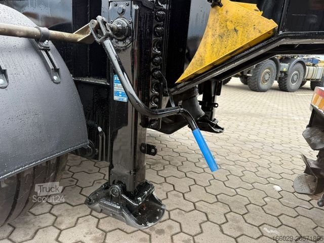 Maināmās virsbūves puspiekabe  Wiese SA 3 - 36 AK 30 Abrollkipper neu lackiert