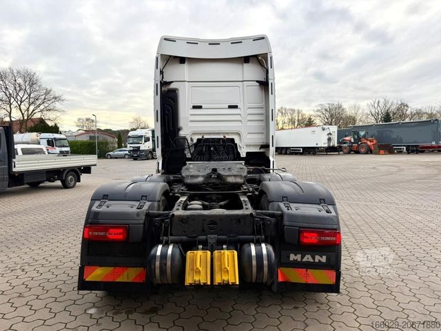 Standard dragbil MAN TGX 26.500 6x2 Hydraulik Exklusiv Innenraum