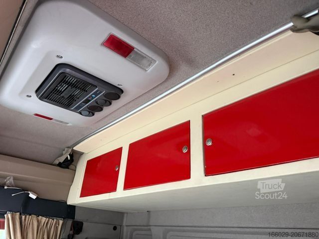 Standard dragbil MAN TGX 26.500 6x2 Hydraulik Exklusiv Innenraum