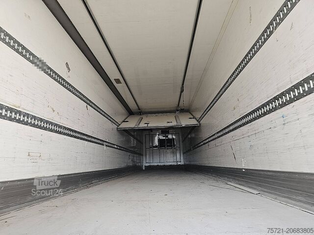 Koel-vriestransport SYSTEM TRAILERS Thermoking SLX Spect