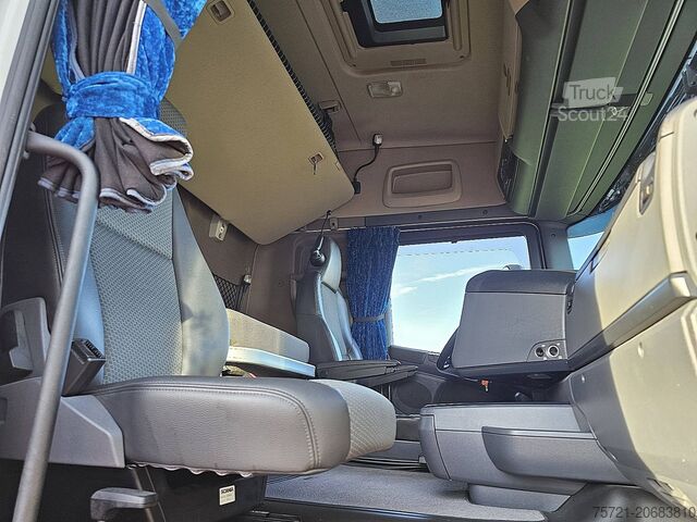 Standaard trekker SCANIA R410 HL RETARDER NL-TRUCK