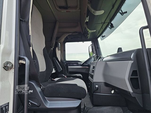 Standaard trekker M.A.N. 18.460 TGX