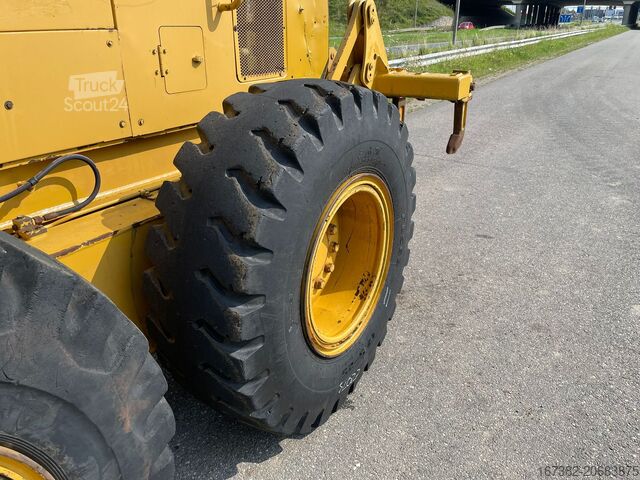 Grader Caterpillar 140GC