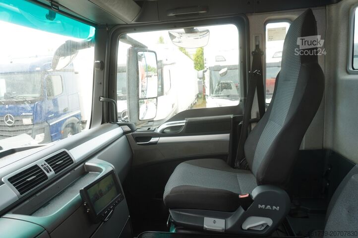 Vidanjör MAN TGS 35.400 8x4 E5 / HYVA HOOK LIFT 32.56