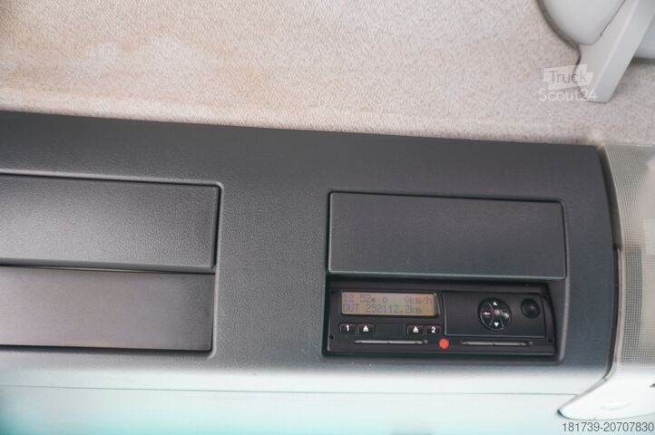 Vidanjör MAN TGS 35.400 8x4 E5 / HYVA HOOK LIFT 32.56