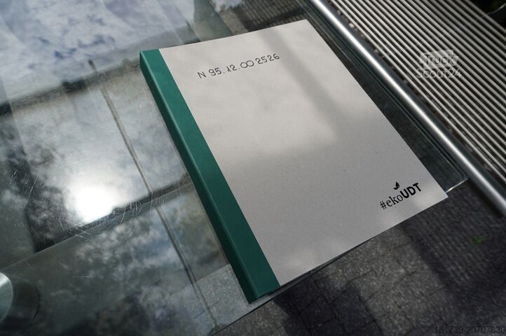 Vidanjör MAN TGS 35.400 8x4 E5 / HYVA HOOK LIFT 32.56