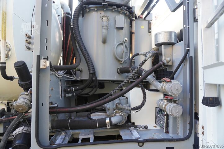 WUKO MAN TGM 26.340 E6 / RIVARD sewage cleaner