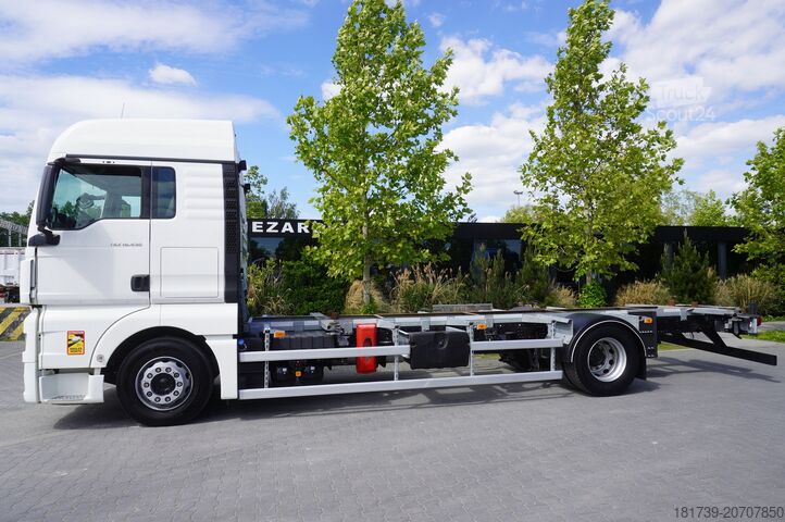 BDF MAN TGX 18.430 / BDF 7.5 m / sleeping cab