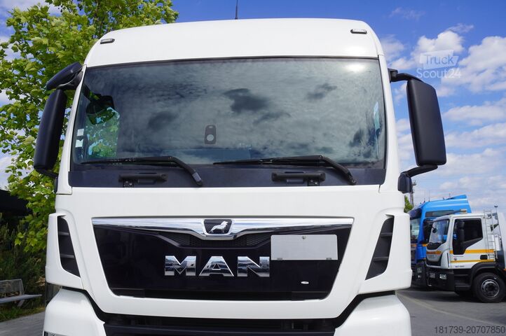 BDF MAN TGX 18.430 / BDF 7.5 m / sleeping cab