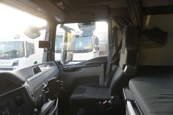 Konteyner MAN TGX 18.430 4x2 E6 / KEREX Doppelstock