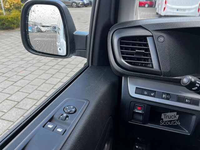 Minibuss FIAT Scudo Serie 3 Multicab L3 180 AT, Connect+Works