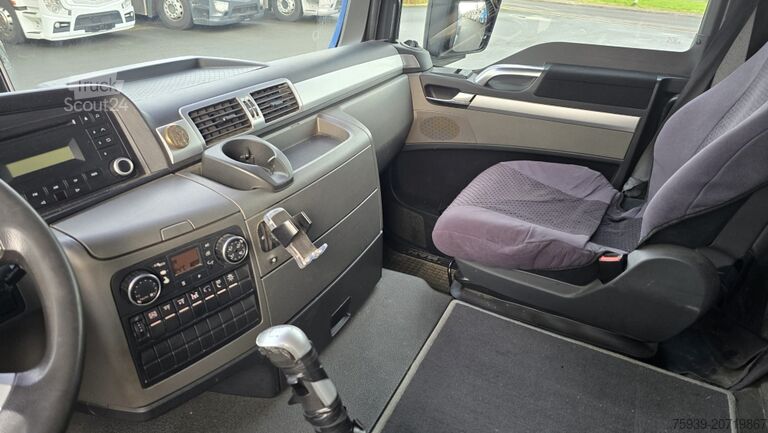 LKW mit Tankaufbau MAN TGS 26.440