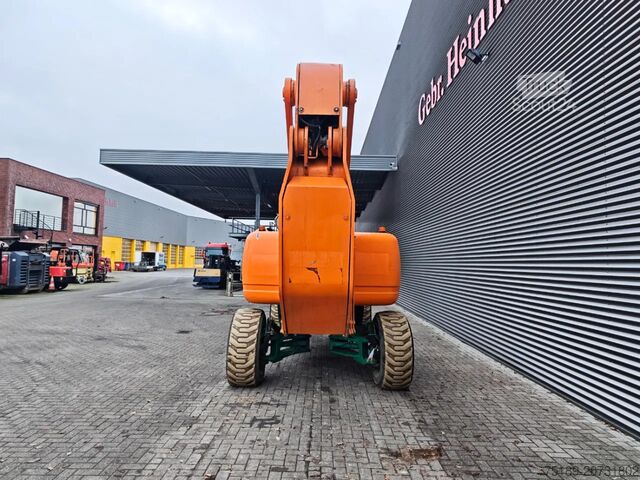 Teleskopinė platforma Genie Z-135-70 4WD