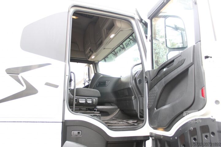 Standard SZM Iveco S-Way 510 Retarder Standklima Navi Kühlbox