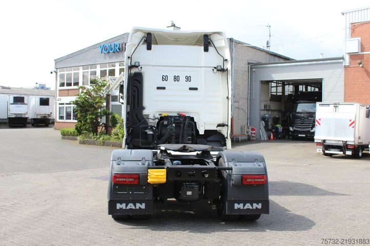 Standardni vlačilec MAN TGX 510 XLX Retarder Standklima 2 Tank Kühlbox
