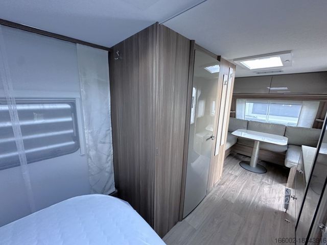 Karavāna FENDT Tendenza 560 SFDW 2.000 kg ALDE-HEIZUNG DUSCHE