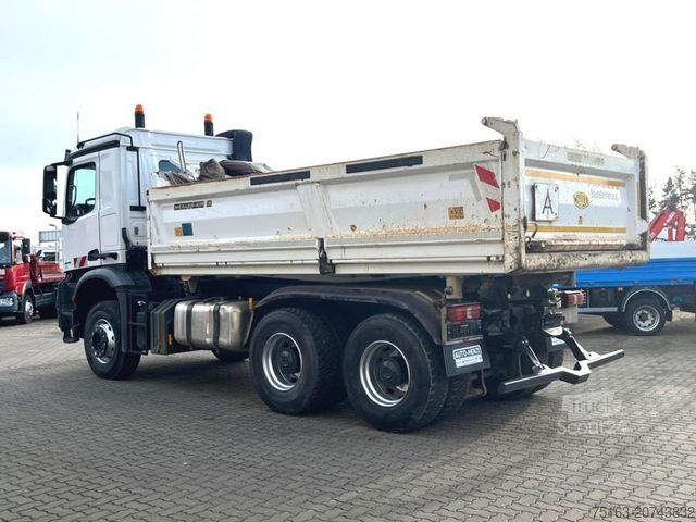 Саміоскид MERCEDES-BENZ Arocs 2645 K 6x4 3-Achs Kipper Meiller Bordmatik