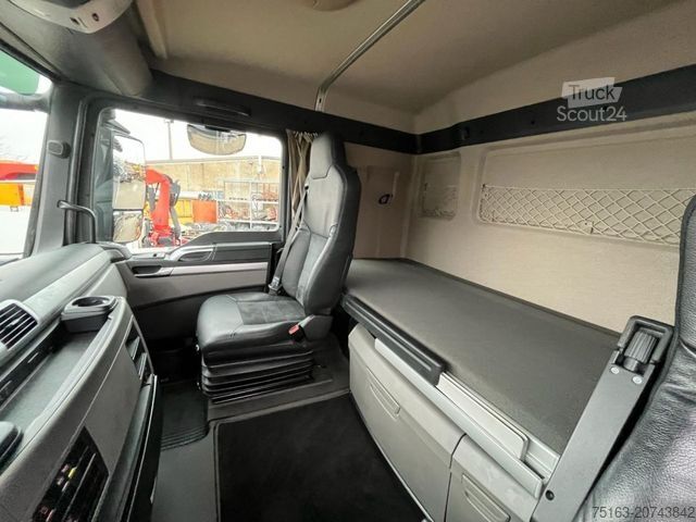 Саміоскид MAN TG-X 26.430 6x4 3-Achs Kipper Bordmatik nur 73 t